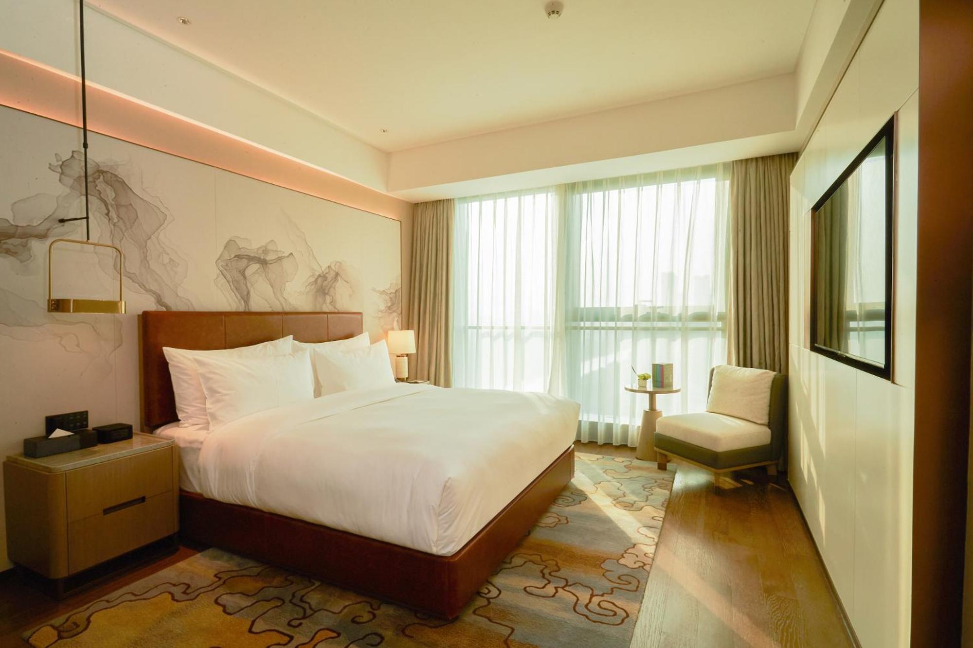 Guangzhou Pazhou Ln Dongfang Hotel Exterior photo