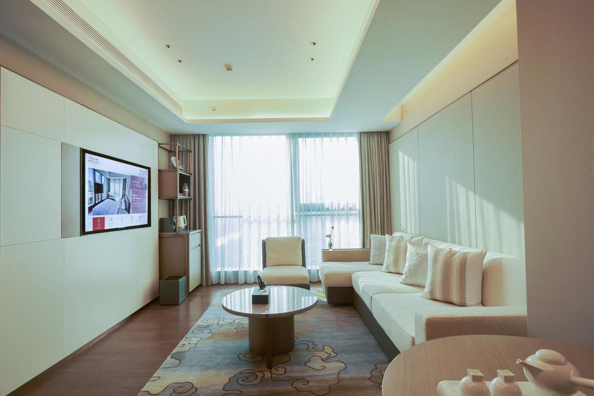 Guangzhou Pazhou Ln Dongfang Hotel Exterior photo